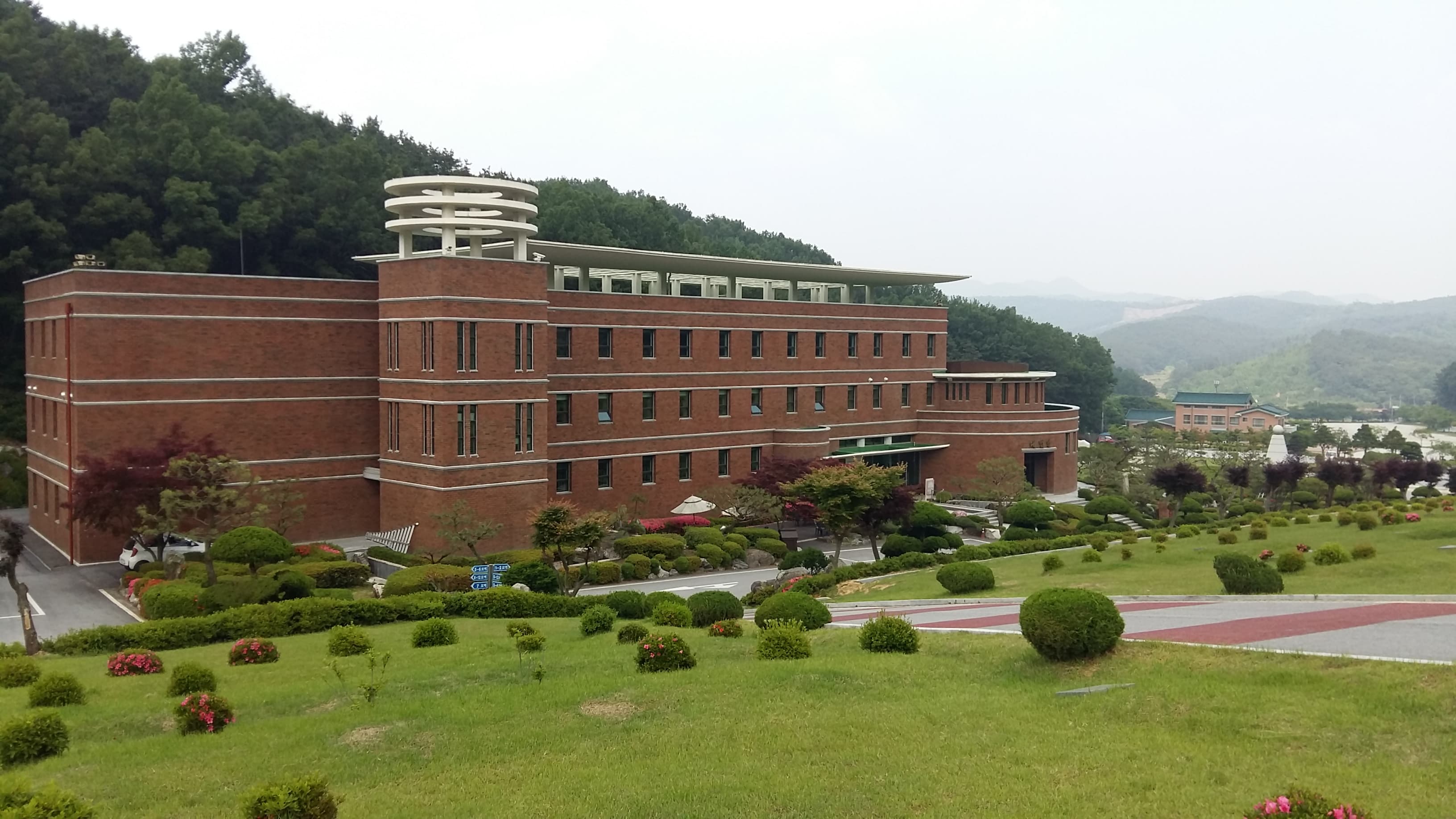 영모묘원 대원전