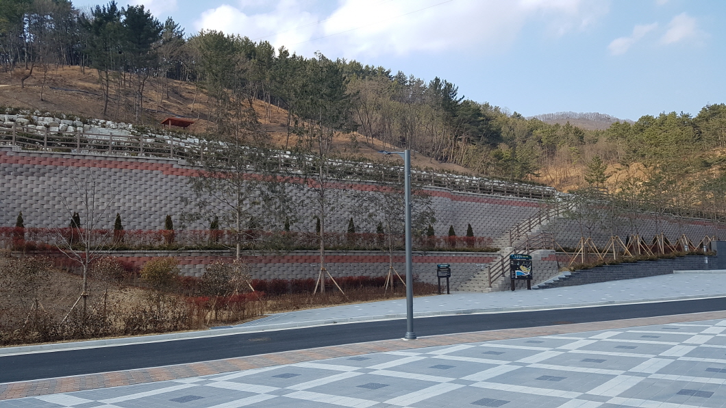 함안하늘공원(자연장지)