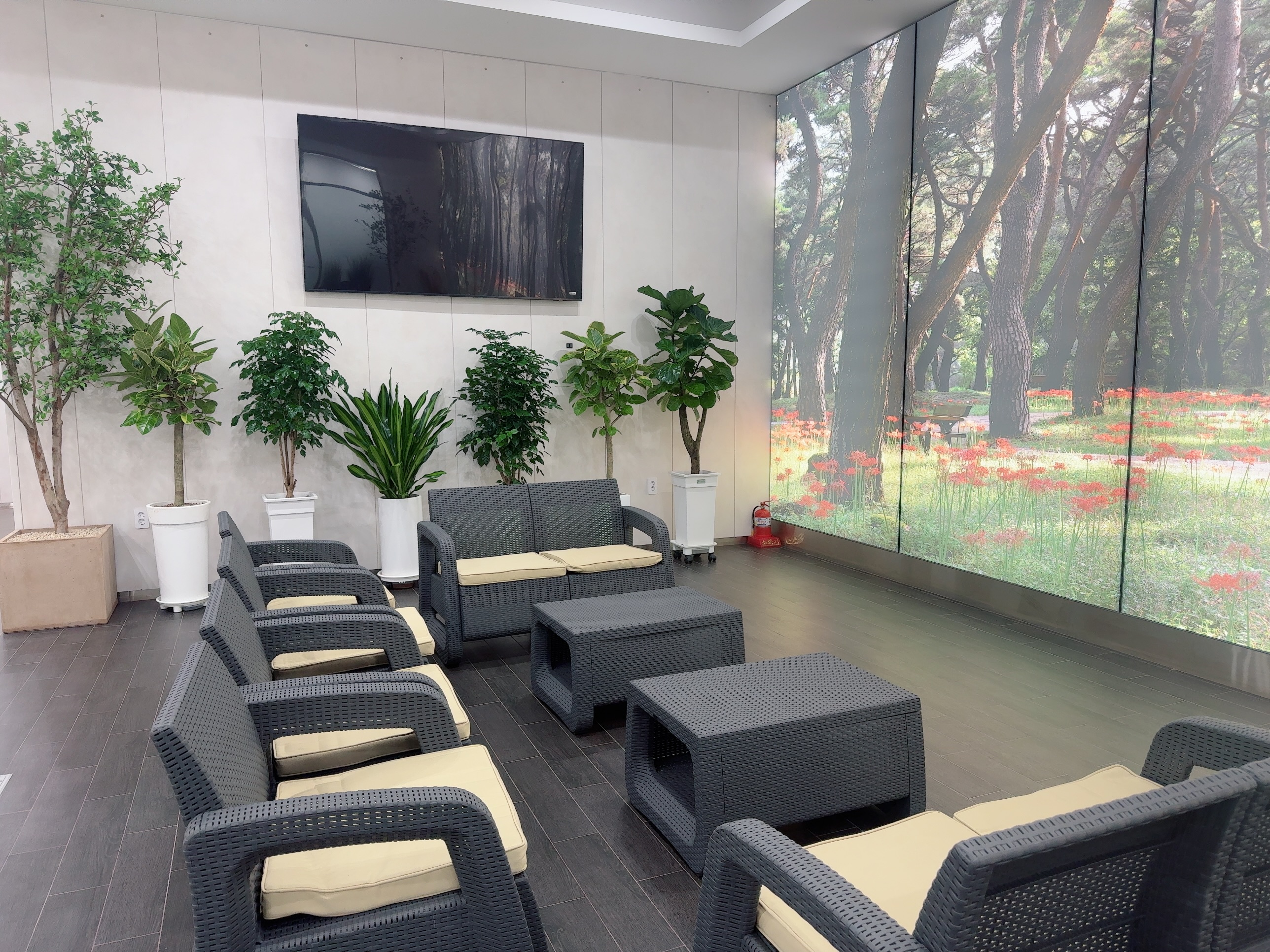 덕유산자연사랑장례식장 유족 대기실 - 경상남도 거창군